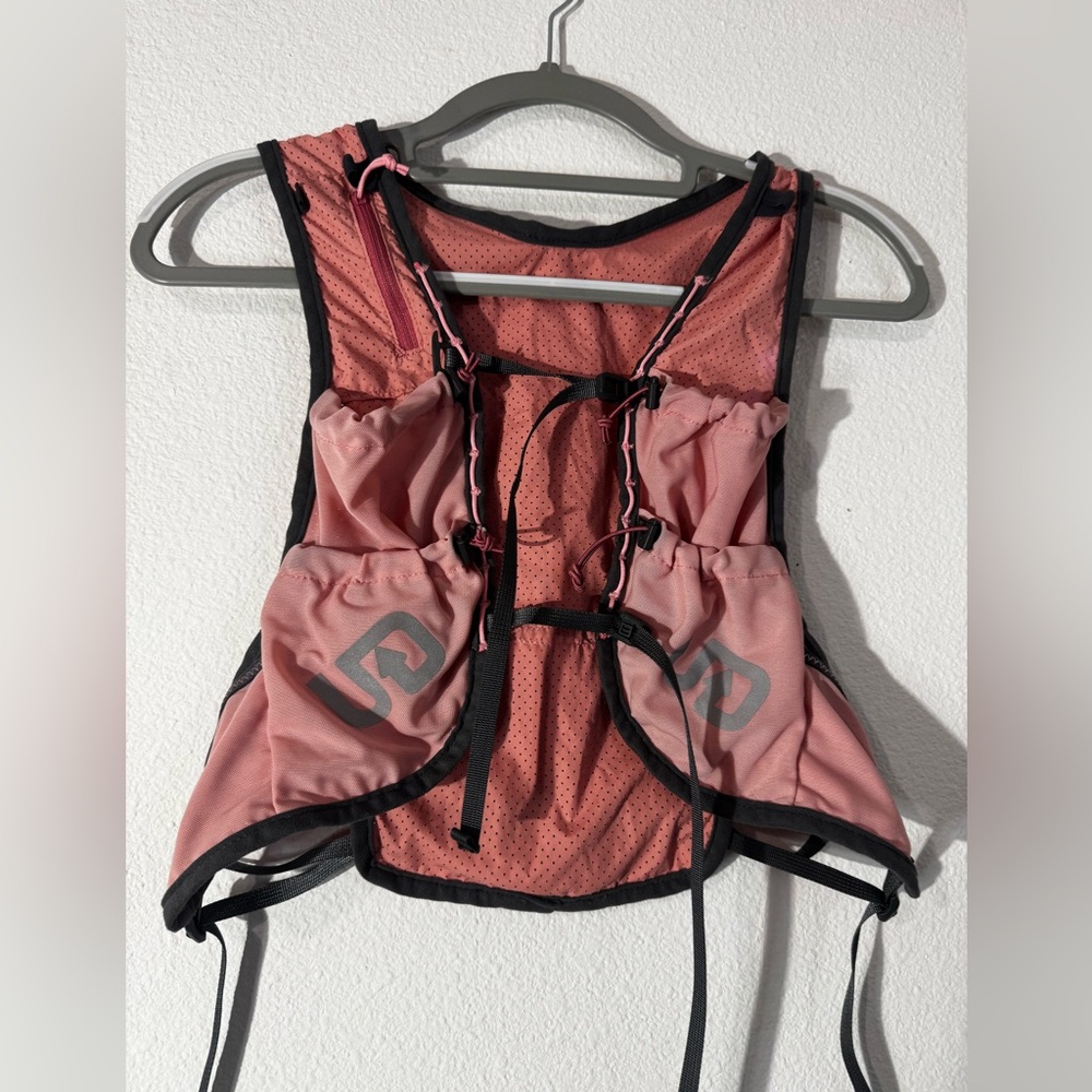 ULTIMATE DIRECTION RACE VEST size M/L - Picture 2 of 7